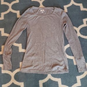 Aerie long sleeved gray thermal top